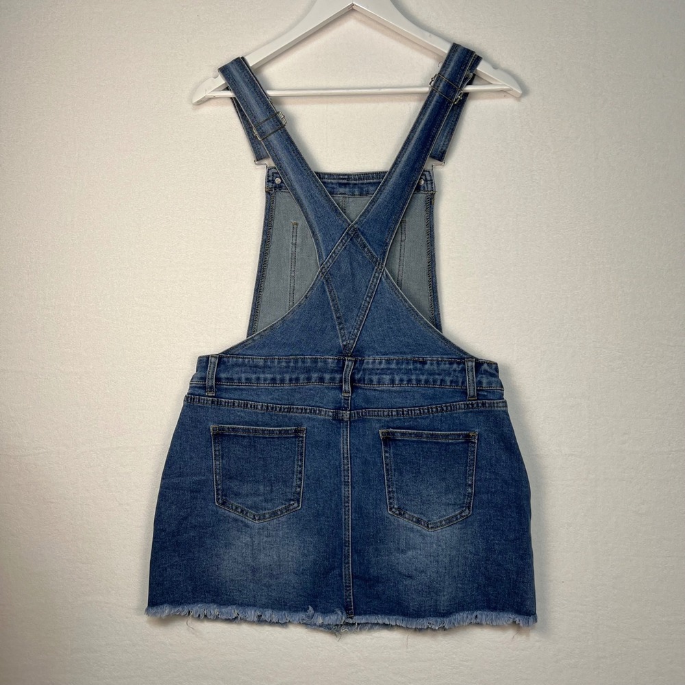 ELLEVEN Denim Overall Skirt Women Medium Blue Frayed Hem Bib Pocket NWT - Picture 3 of 11